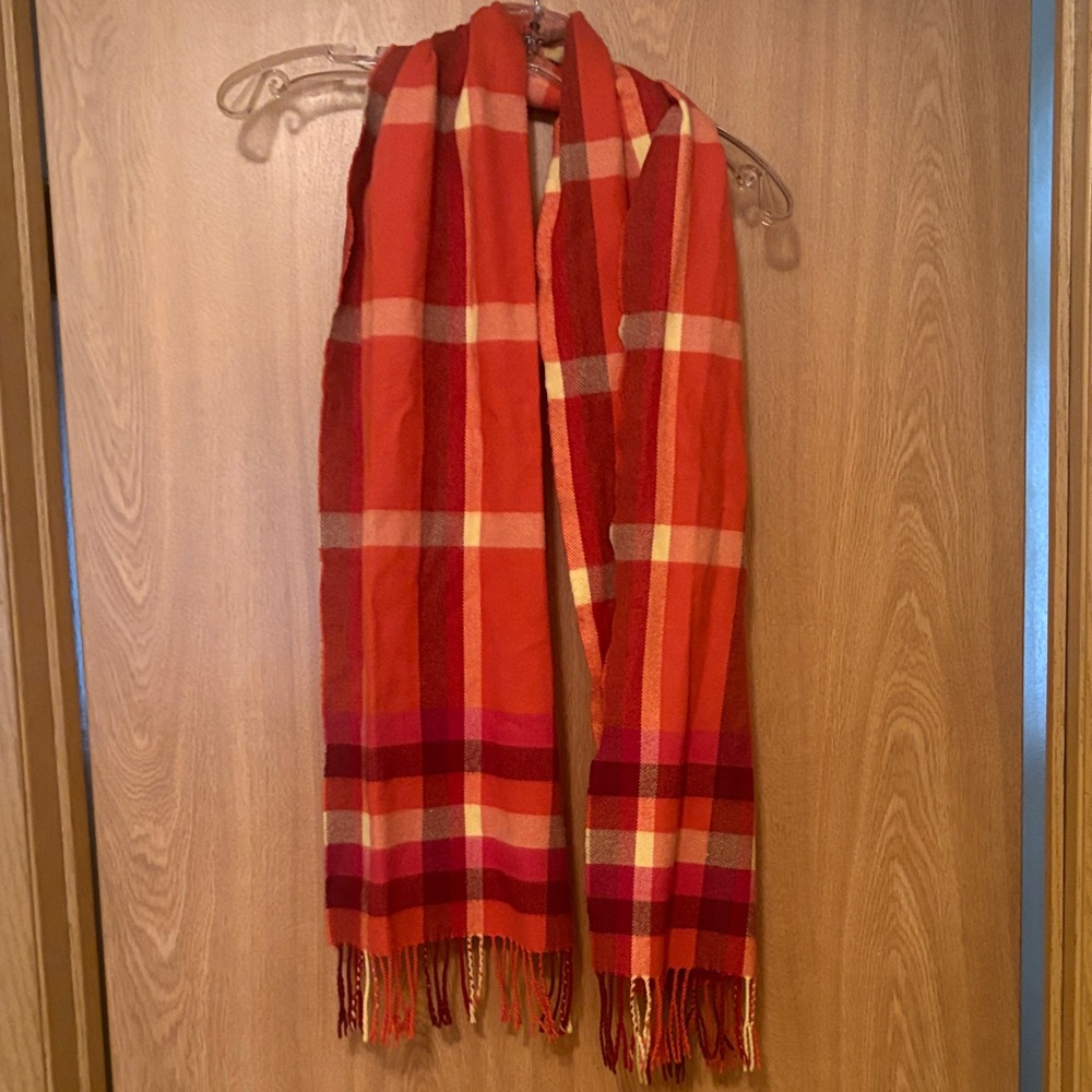 D&Y Vibrant Plaid Scarf